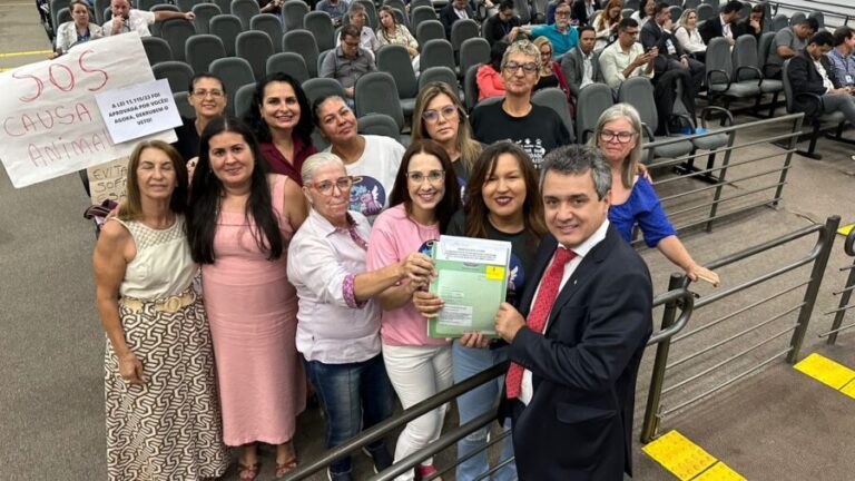 Landmark vota a favor de projeto da causa animal e diz que castração é questão de saúde pública  