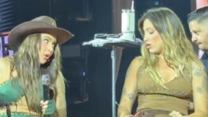 Lauana Prado gera climão com namorada em show: "Não tem modos"