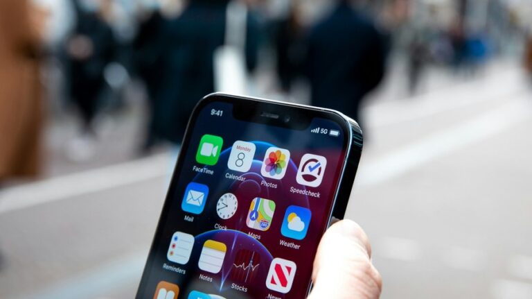 Verificar as configurações de rede pode resolver falhas na conexão de dados móveis