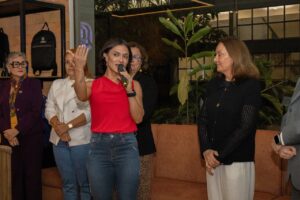 Prefeitura é parceira da Unigran em ação que arrecada água e leite para vítimas de Rio Bonito