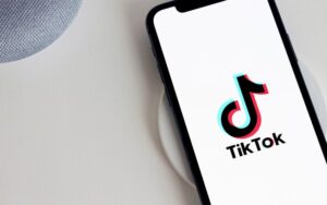 TikTok aposta em revelações e engaja o mercado criativo