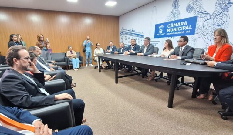 Vereador Dr. Lívio participa de duas reuniões com o Comitê Gestor da Saúde