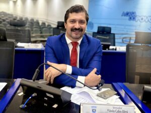 Vereador Flávio Cabo Almi reforça: é o povo quem manda e a cidade merece o mínimo funcionando