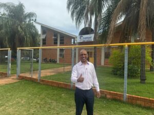 Vereador Junior Coringa prestigia implantação da Escola FUNSAT – Central de Cursos na região das Moreninhas