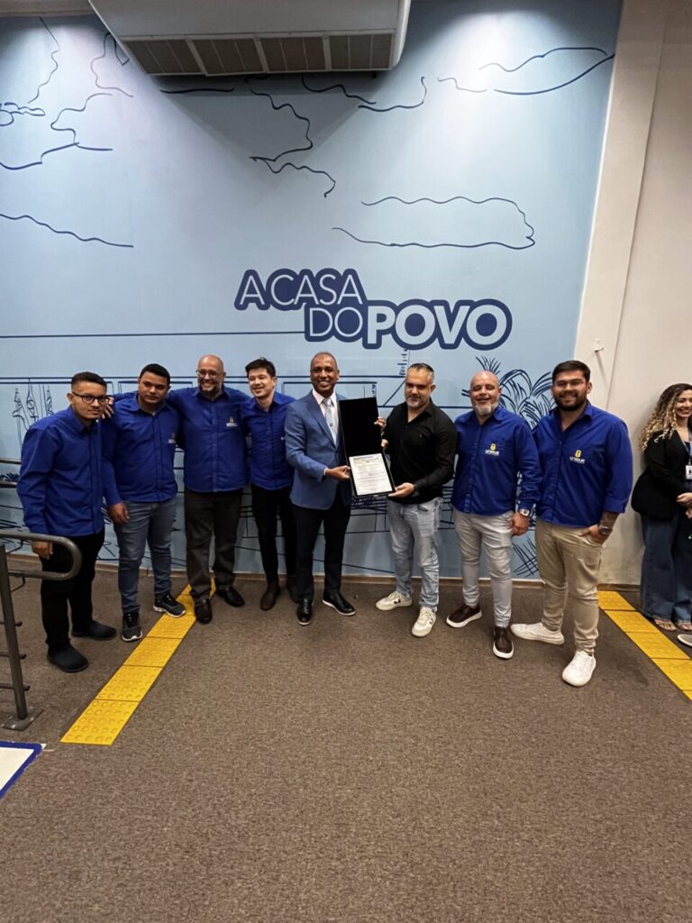 Vereador Junior Coringa recebe representantes da UNICOOP como Visitantes Ilustres na Câmara Municipal