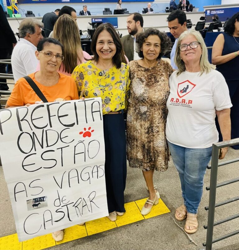 Veto da prefeita trava pauta na Câmara e ameaça programa de castração pública de cães e gatos aprovado por unanimidade