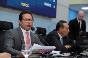 ‘Atuação firme dos vereadores garante fiscalização da saúde ofertada na Capital’, diz Papy