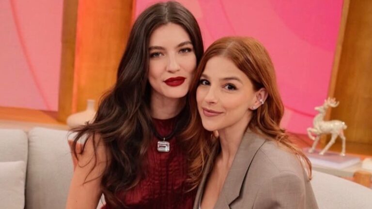 Atrizes celebram sucesso de casal lésbico em "Três Graças"