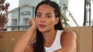 Bella Campos desabafa e fãs resgatam polêmica de novela