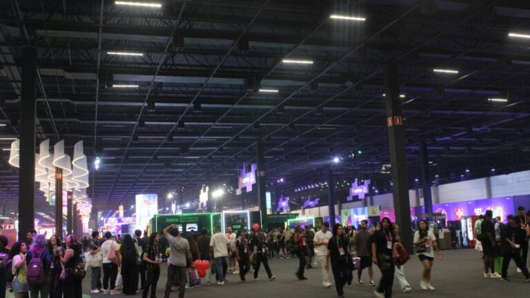 CCXP25 reúne celebridades e leva milhares ao São Paulo Expo