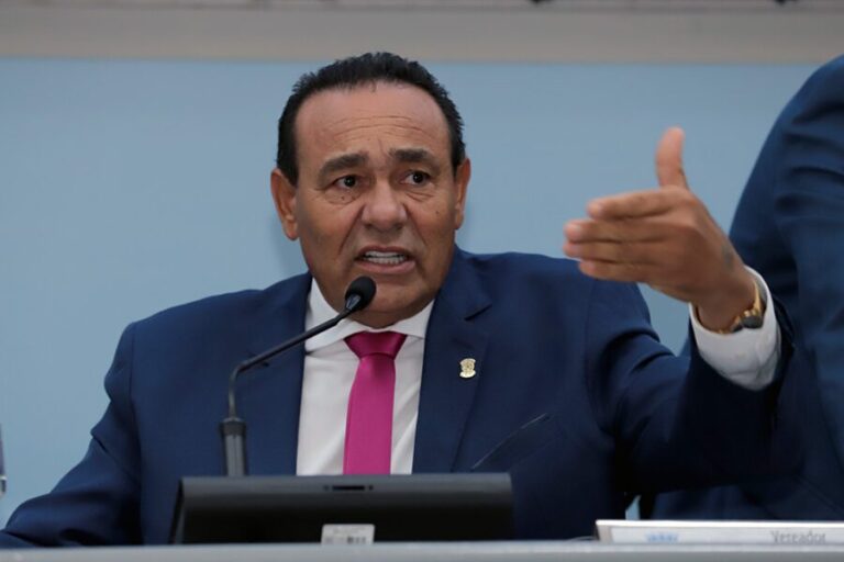 Carlão destaca importância das manifestações para democracia, mas reforça que precisam ser ordeiras e pacíficas 