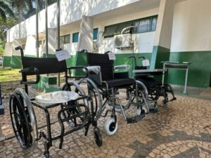 Carreta Ortopédica realiza atendimentos e entrega de dispositivos no CER II de Bonito