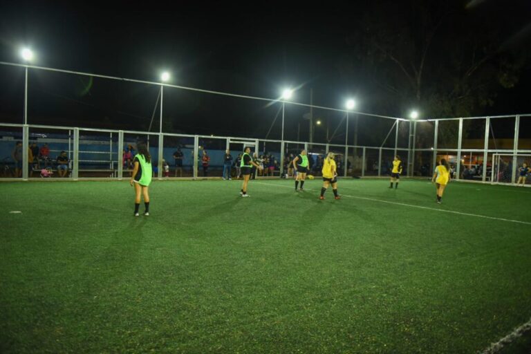 Com investimento de R$ 6 milhões, Prefeitura amplia a qualidade de vida com novas praças nos bairros