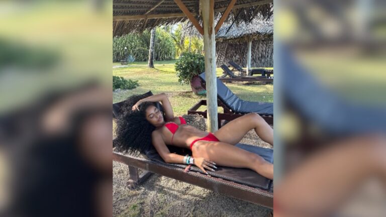 De biquíni, Lorena Maria aproveita o verão e relaxa em praia