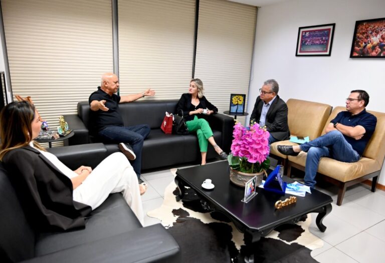 Diretor-Presidente da AGEMS recebe honra ao mérito de Associação Nacional de Jornalistas de Mídia