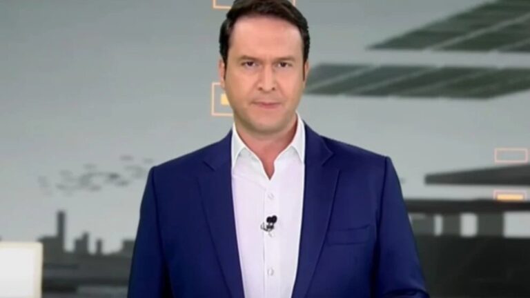 Domingo Espetacular registra pior audiência em quase dois anos