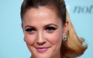 Drew Barrymore revela que precisou fazer biópsia de emergência
