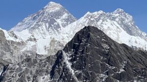EVEREST 1996: UM DOS MAIORES DESASTRES DA HISTÓRIA DO MONTANHISMO