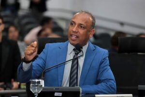 Emendas do vereador Junior Coringa à LOA 2026 priorizam pavimentação urbana e atendimento em saúde