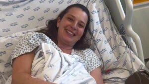 Esposa de Maurício Manieri se pronuncia após AVC e cirurgia