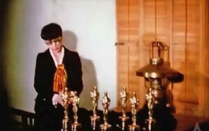 Figurinista é a mulher com mais estatuetas do Oscar; conheça