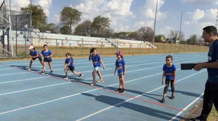 Funesp realiza segunda etapa do Festival de Atletismo Jovem Talento