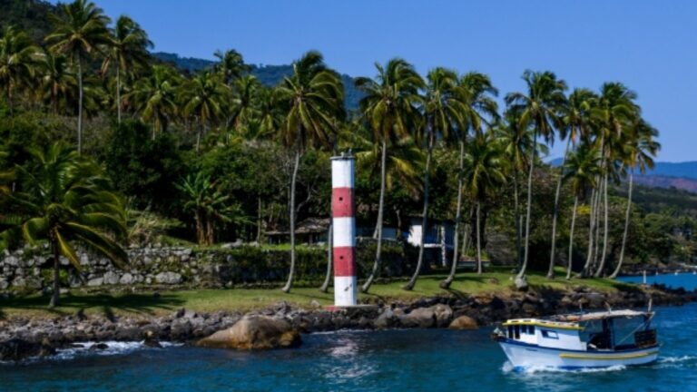 Ilhabela suspende cobrança de taxa por determinação do TCE-SP