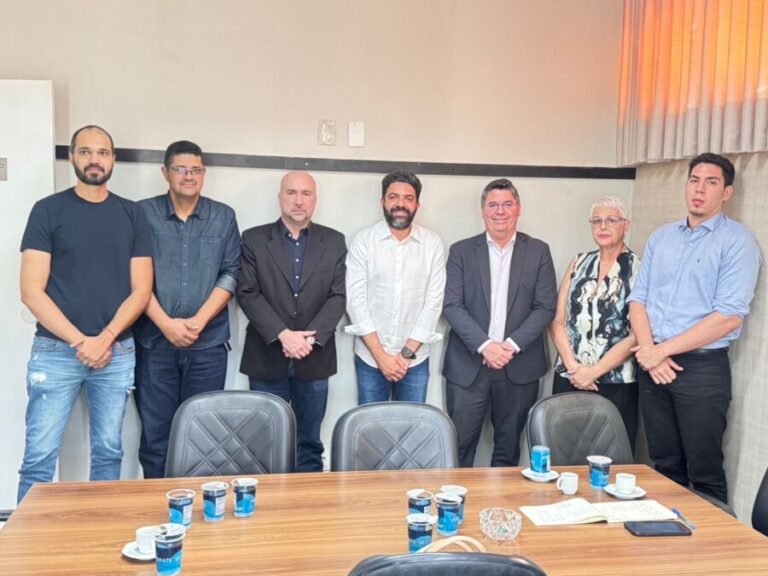 Intervenção do vereador Dr. Victor Rocha garante publicação de novos decretos e nova rodada de negociação com sindicatos da saúde