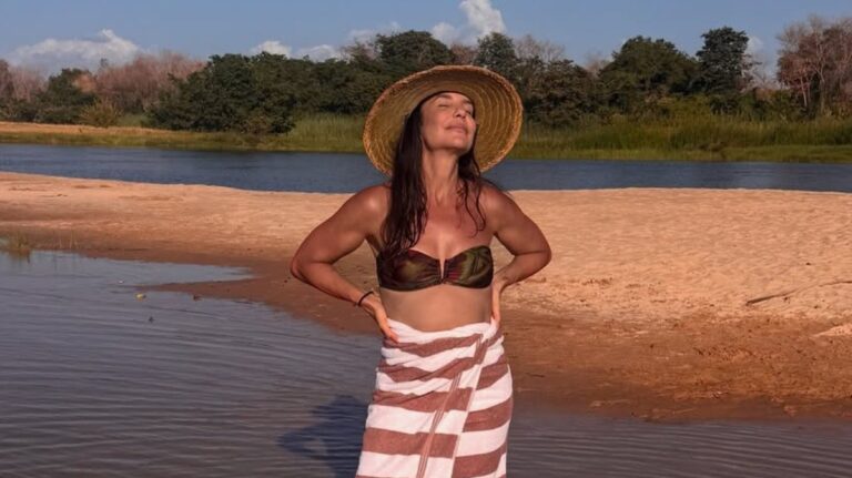 Ivete Sangalo posa de biquíni e fãs apontam indireta para ex