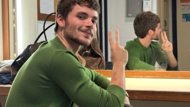 João Lucas, marido de Sasha, é o novo Percy Jackson dos palcos