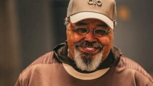 Jorge Aragão faz apresentação única no Qualistage, no Rio