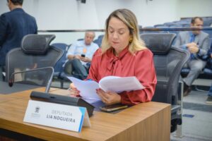 Lia Nogueira reforça compromisso com famílias atípicas em agenda pelo interior