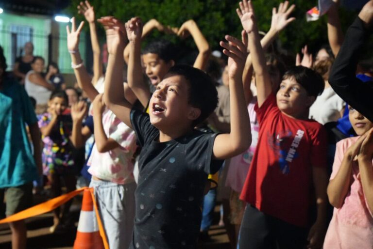 Natal nos Bairros encanta o Imbirussu com programação que aquece o coração