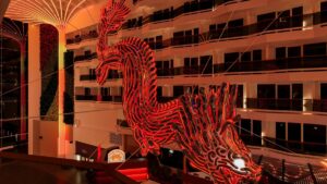 Navio com decoração asiática promete diversão em alto mar