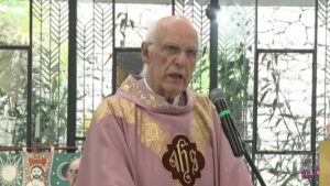 Padre Júlio Lancelotti sofre restrição e pode sair de paróquia