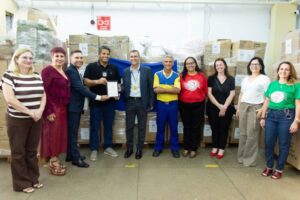 Parceria entre Semed, Correios e Receita Federal garante presentes de Natal para alunos da Reme
