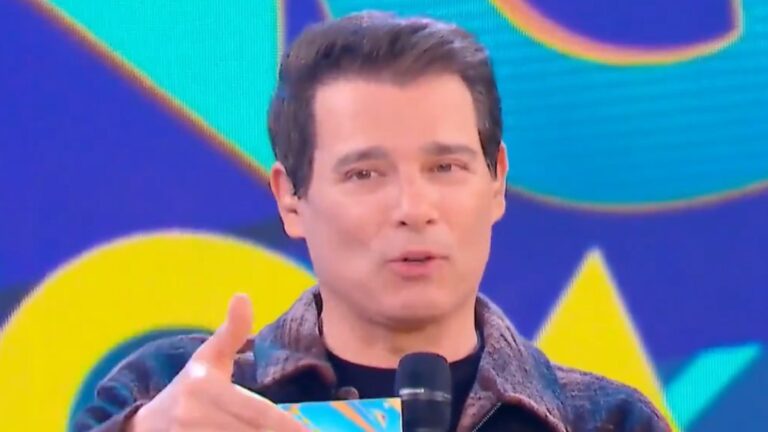 Participante do Domingo Legal se vinga e dá o troco após pergunta