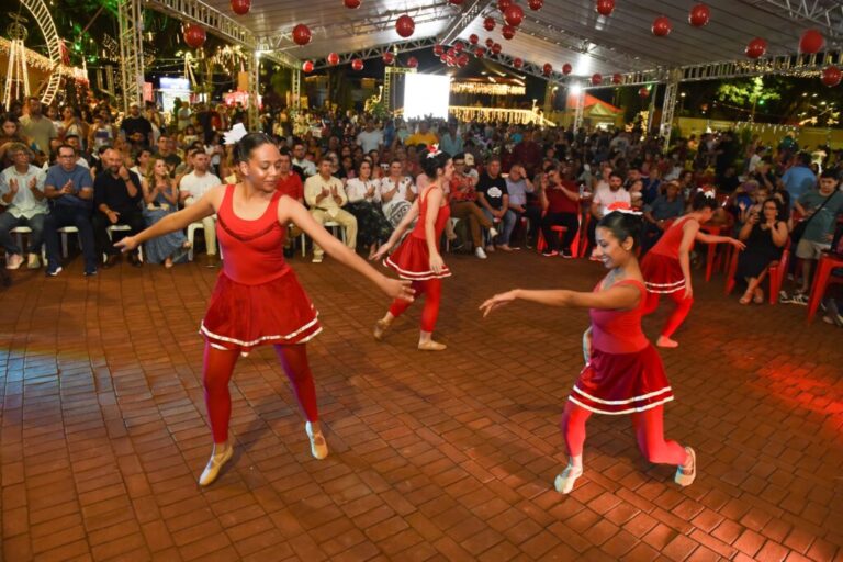 Prefeitura abre oficialmente o Natal dos Sonhos com luzes, música e emoção no coração da Capital