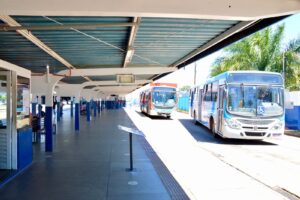 Prefeitura articula acordo e põe fim à greve do transporte na Capital