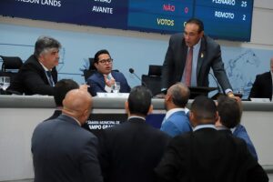 Projetos voltados para educação, meio ambiente e desenvolvinto estão na pauta da última sessão do ano