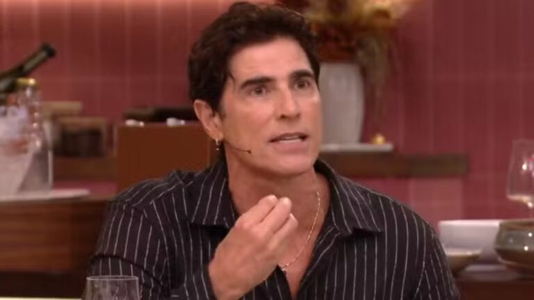 Reynaldo Gianecchini admite "ranço" de fãs exigentes para fotos