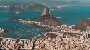Rio de Janeiro recebe recorde de turistas estrangeiros em 2025