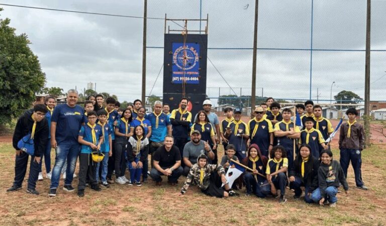 Vereador Leinha lança projeto que leva parede de escalada gratuita para comunidades e Clubes de Desbravadores em parceria com a Vertical Aventura