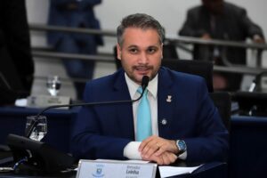 Vereador Leinha reforça compromisso com os bairros e apresenta novas solicitações de melhorias