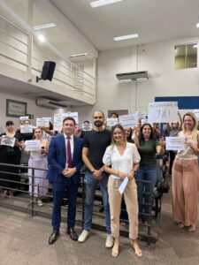 Vereador Salineiro vota sim e Câmara aprova aumento em salário-base de profissionais da saúde