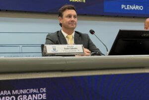 Vereador quer equipe qualificada para dar diagnóstico de deficiência a recém-nascidos