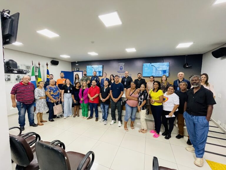 Vereadora Luiza abre espaço histórico de escuta para moradores do Athenas II em Audiência Pública