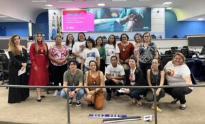 Vereadora Luiza conduz audiência pública e reforça urgência no enfrentamento à violência obstétrica, que atinge uma em cada quatro mulheres no Brasil