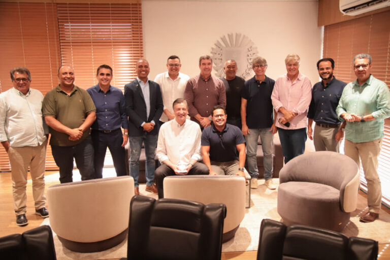 Vereadores convidam governador Riedel para festa de aniversário de 44 anos das Moreninhas