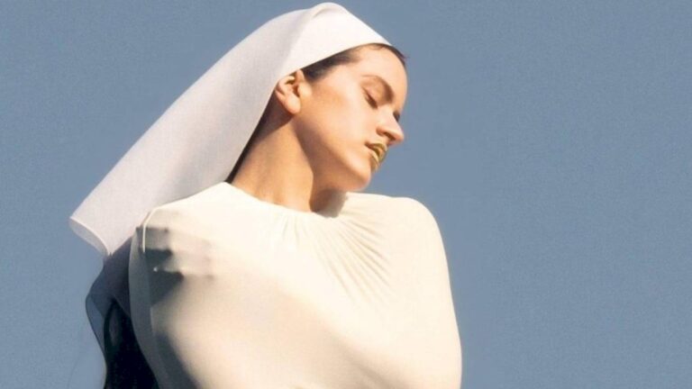 "LUX", de Rosalía , eleva a cantora para outro patamar artístico